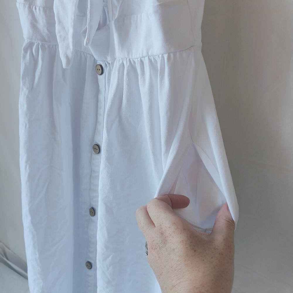 White Spaghetti Strap Dress with Sternum Cutout and Bow, Buttons - Size Large - Picture 7 of 12